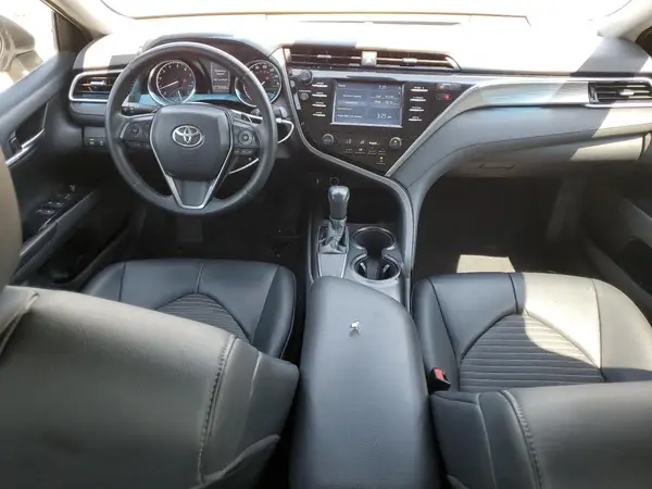 4T1B11HK5JU073470 2018 TOYOTA CAMRY - Image 8