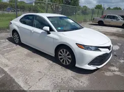 4T1B11HK5JU074876 2018 TOYOTA CAMRY