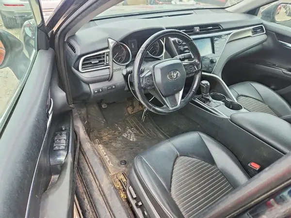 4T1B11HK5JU074909 2018 TOYOTA CAMRY - Image 8