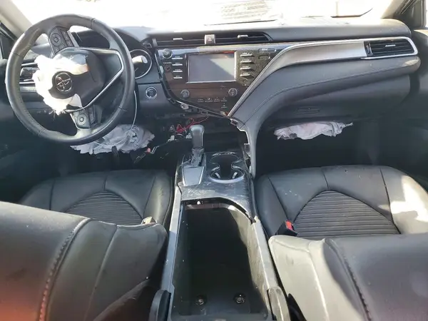 4T1B11HK5JU077874 2018 TOYOTA CAMRY - Image 8