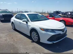 4T1B11HK5JU078040 2018 TOYOTA CAMRY