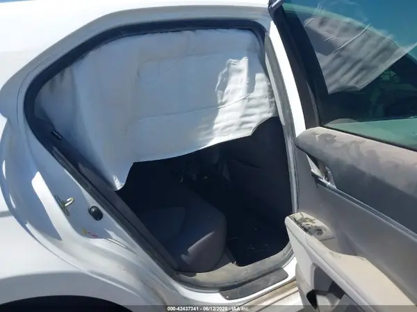 4T1B11HK5JU078040 2018 TOYOTA CAMRY - Image 8