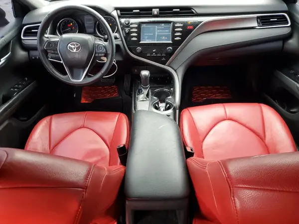 4T1B11HK5JU088454 2018 TOYOTA CAMRY - Image 8