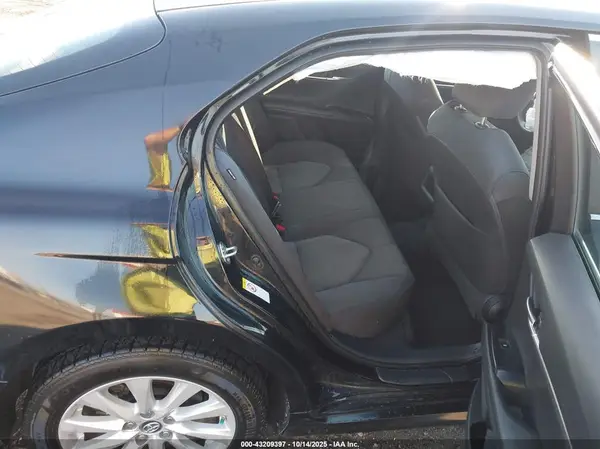 4T1B11HK5JU089510 2018 TOYOTA CAMRY - Image 8