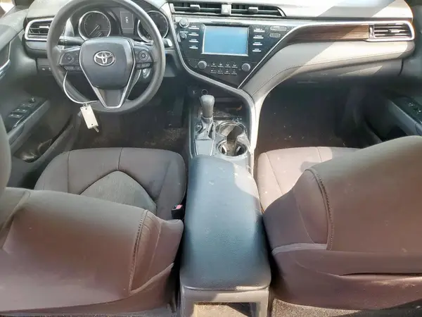 4T1B11HK5JU091595 2018 TOYOTA CAMRY - Image 8