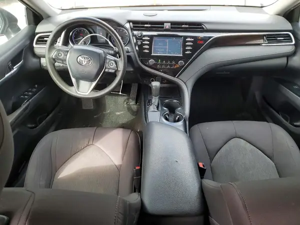 4T1B11HK5JU099728 2018 TOYOTA CAMRY - Image 8