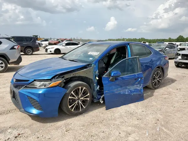 4T1B11HK5JU100232 2018 TOYOTA CAMRY