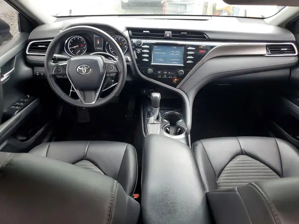 4T1B11HK5JU101803 2018 TOYOTA CAMRY - Image 8