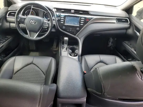 4T1B11HK5JU107570 2018 TOYOTA CAMRY - Image 8