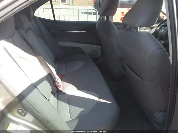4T1B11HK5JU108234 2018 TOYOTA CAMRY - Image 8