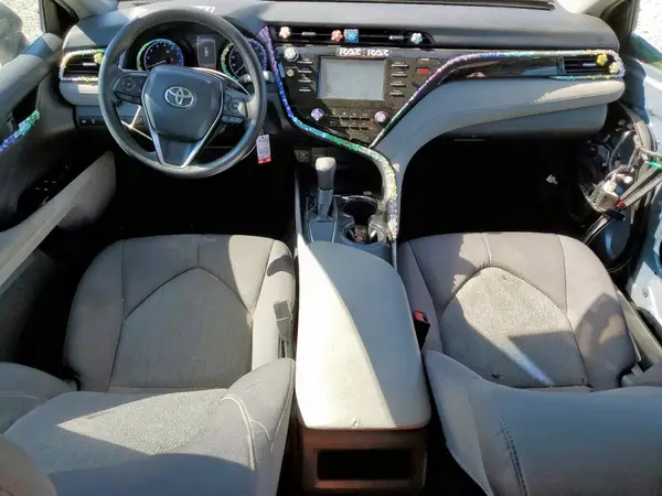 4T1B11HK5JU109366 2018 TOYOTA CAMRY - Image 8