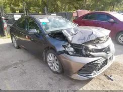 4T1B11HK5JU109657 2018 TOYOTA CAMRY