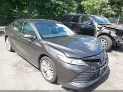 4T1B11HK5JU111571 2018 TOYOTA CAMRY