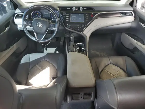 4T1B11HK5JU113563 2018 TOYOTA CAMRY - Image 8