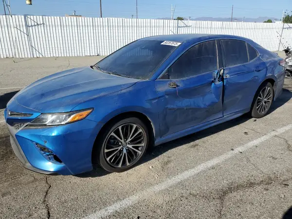 4T1B11HK5JU113899 2018 TOYOTA CAMRY