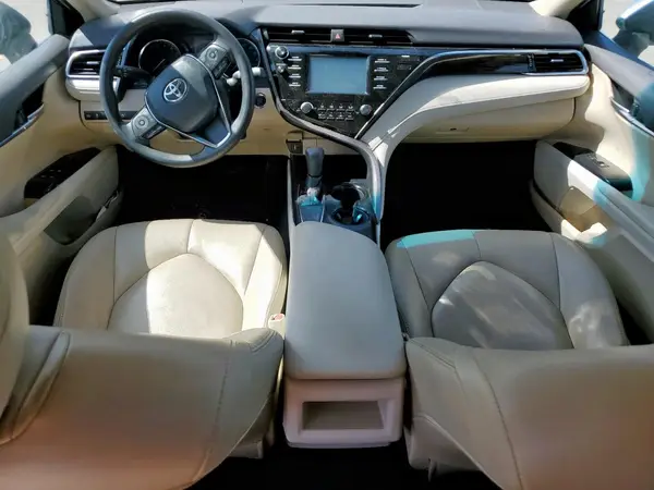 4T1B11HK5JU115216 2018 TOYOTA CAMRY - Image 8