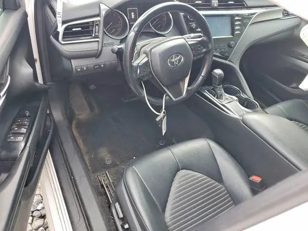 4T1B11HK5JU117354 2018 TOYOTA CAMRY - Image 8