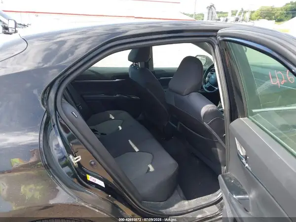 4T1B11HK5JU122053 2018 TOYOTA CAMRY - Image 8