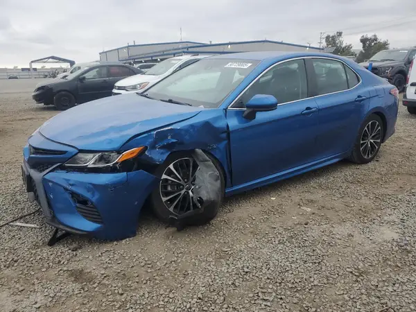 4T1B11HK5JU130055 2018 TOYOTA CAMRY - Image 1