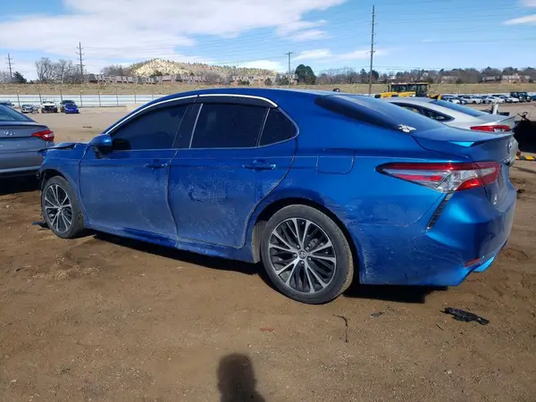 4T1B11HK5JU131139 2018 TOYOTA CAMRY - Image 2