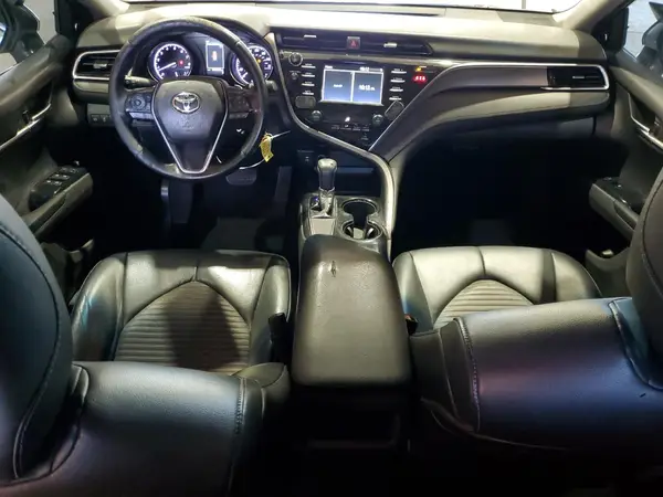 4T1B11HK5JU136700 2018 TOYOTA CAMRY - Image 8