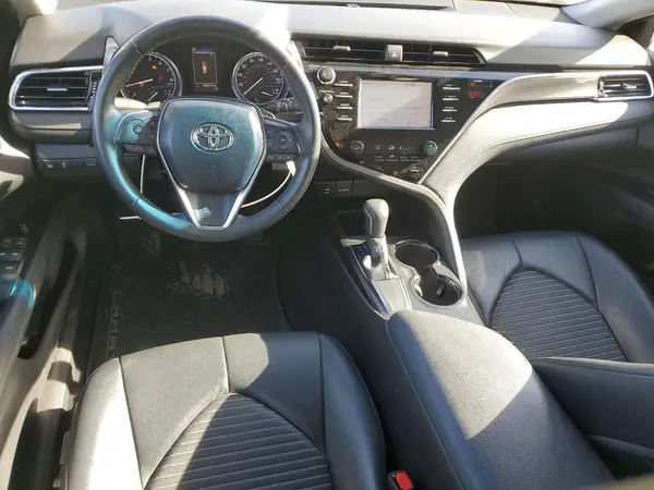 4T1B11HK5JU137684 2018 TOYOTA CAMRY - Image 8