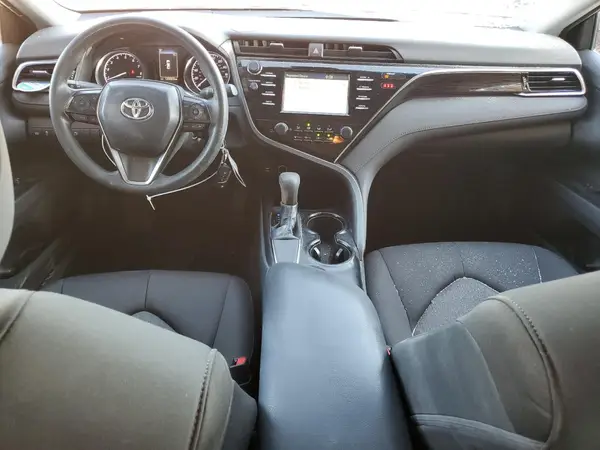4T1B11HK5JU140651 2018 TOYOTA CAMRY - Image 8