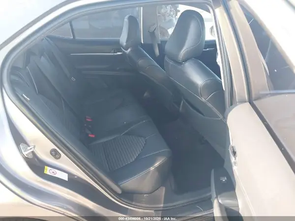 4T1B11HK5JU144456 2018 TOYOTA CAMRY - Image 8