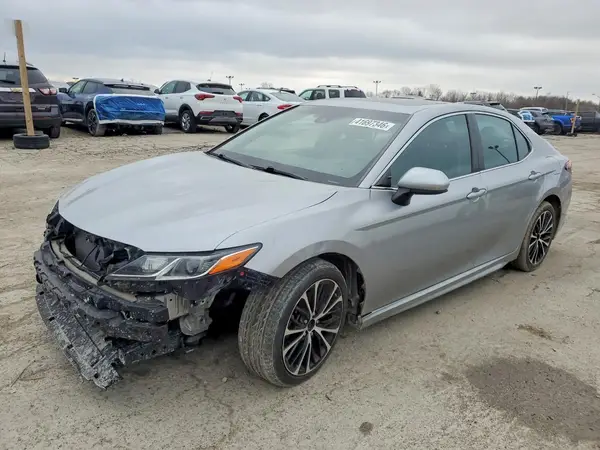 4T1B11HK5JU148135 2018 TOYOTA CAMRY - Image 1