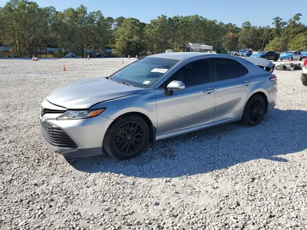 4T1B11HK5JU157787 2018 TOYOTA CAMRY - Image 1