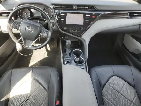 4T1B11HK5JU159667 2018 TOYOTA CAMRY - Image 8