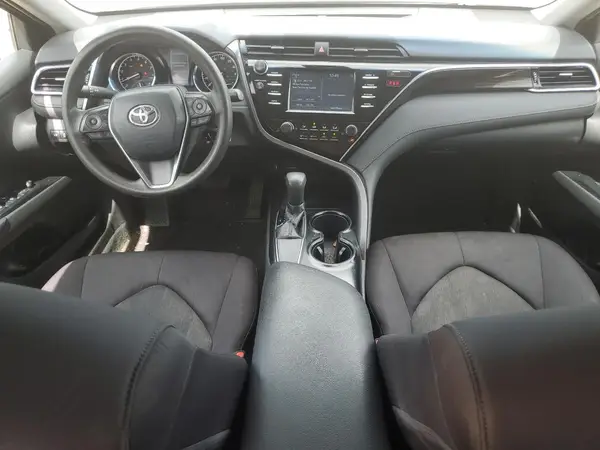 4T1B11HK5JU502140 2018 TOYOTA CAMRY - Image 8