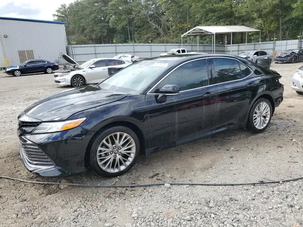 4T1B11HK5JU503255 2018 TOYOTA CAMRY - Image 1