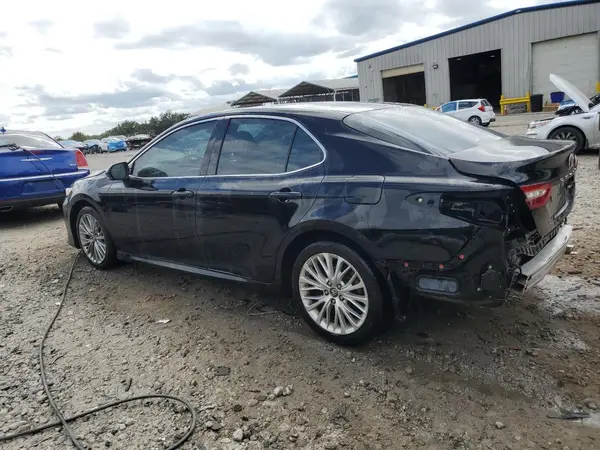4T1B11HK5JU503255 2018 TOYOTA CAMRY - Image 2