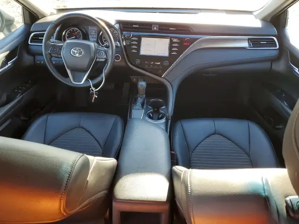 4T1B11HK5JU507600 2018 TOYOTA CAMRY - Image 8
