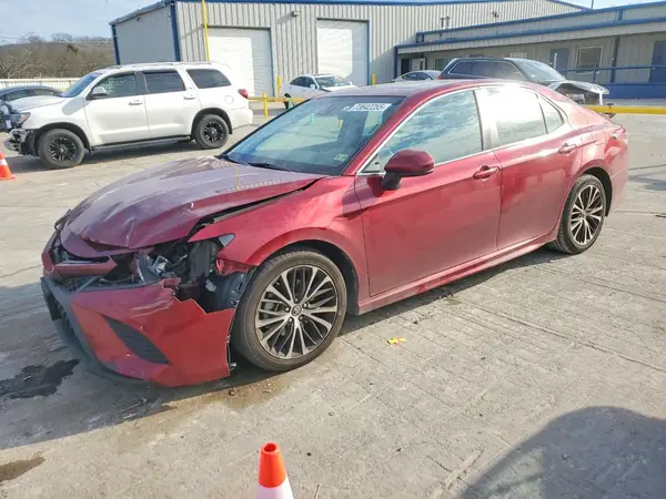 4T1B11HK5JU509170 2018 TOYOTA CAMRY - Image 1