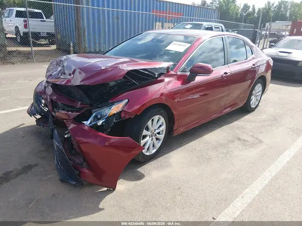 4T1B11HK5JU514790 2018 TOYOTA CAMRY - Image 2