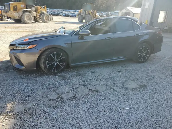 4T1B11HK5JU515731 2018 TOYOTA CAMRY - Image 1