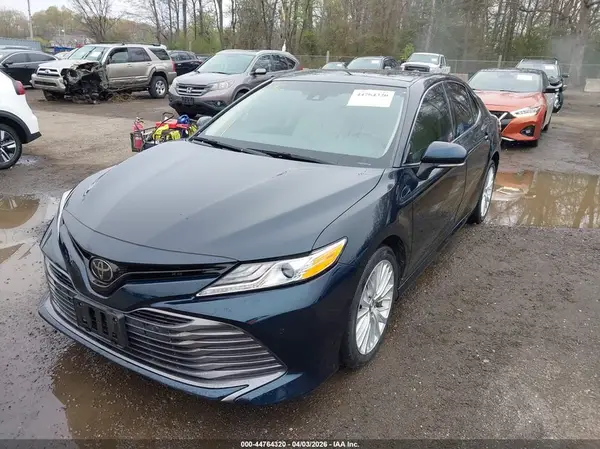 4T1B11HK5JU516801 2018 TOYOTA CAMRY - Image 2