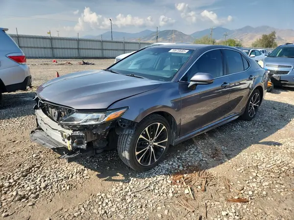 4T1B11HK5JU518550 2018 TOYOTA CAMRY - Image 1