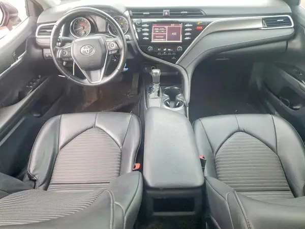 4T1B11HK5JU519570 2018 TOYOTA CAMRY - Image 8