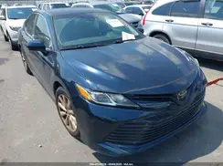 4T1B11HK5JU520945 2018 TOYOTA CAMRY