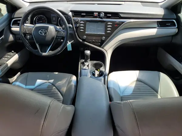 4T1B11HK5JU522209 2018 TOYOTA CAMRY - Image 8
