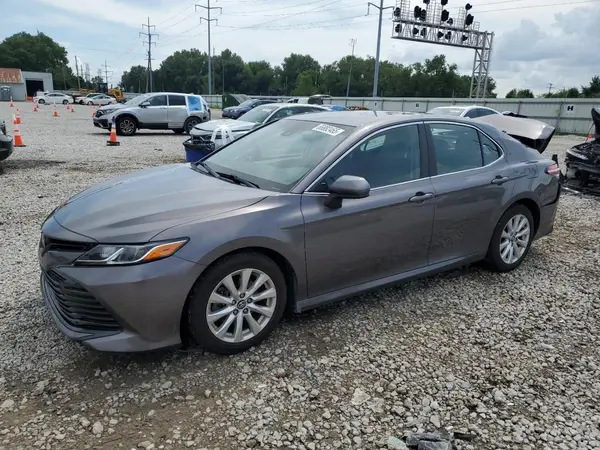 4T1B11HK5JU522436 2018 TOYOTA CAMRY - Image 1