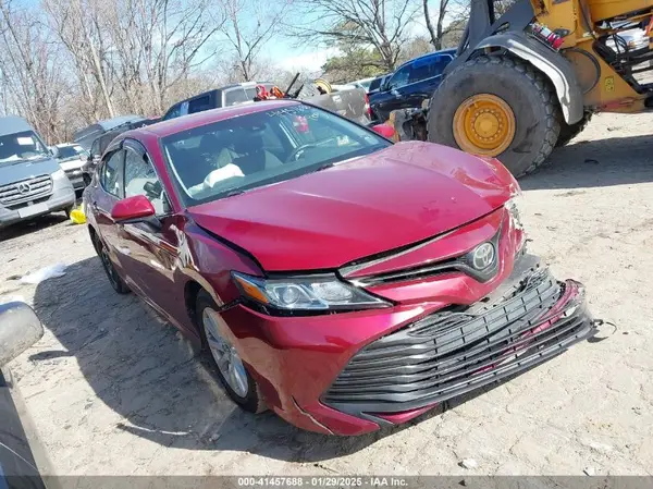 4T1B11HK5JU523358 2018 TOYOTA CAMRY - Image 1