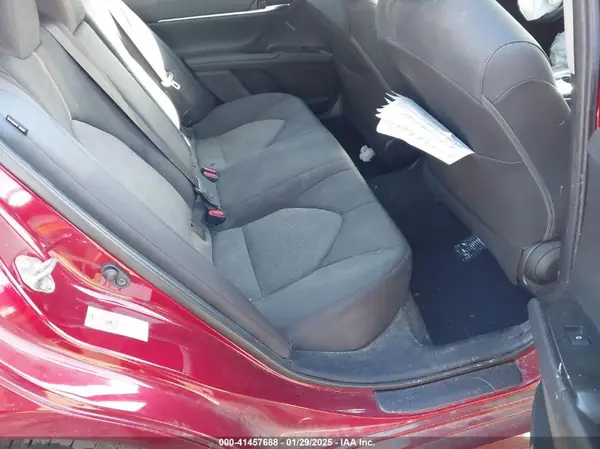 4T1B11HK5JU523358 2018 TOYOTA CAMRY - Image 8