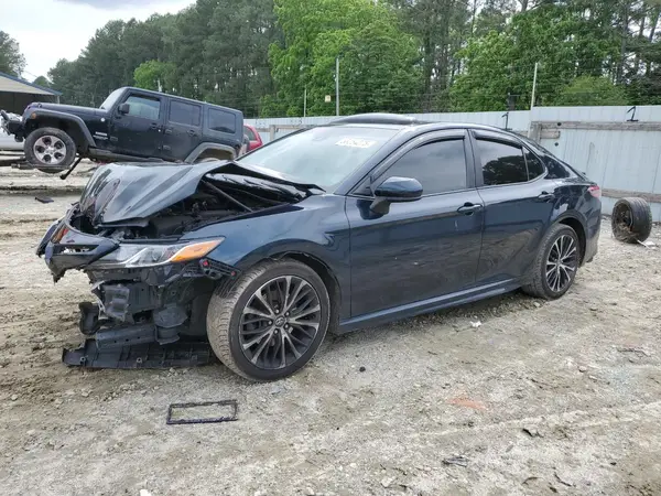 4T1B11HK5JU523456 2018 TOYOTA CAMRY - Image 1