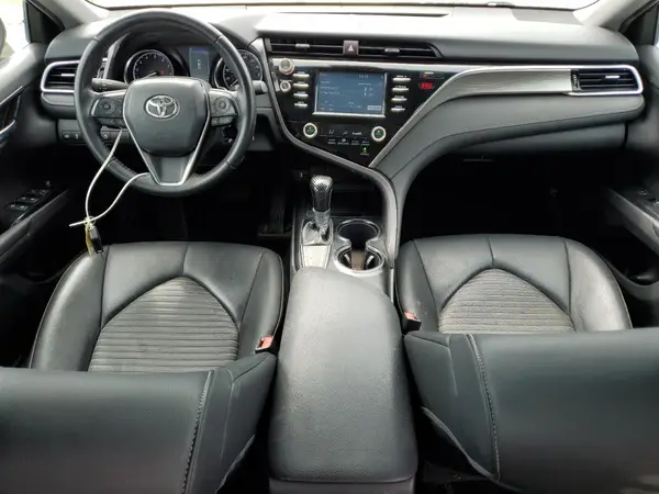 4T1B11HK5JU527183 2018 TOYOTA CAMRY - Image 8