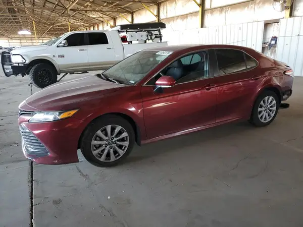 4T1B11HK5JU532979 2018 TOYOTA CAMRY - Image 1
