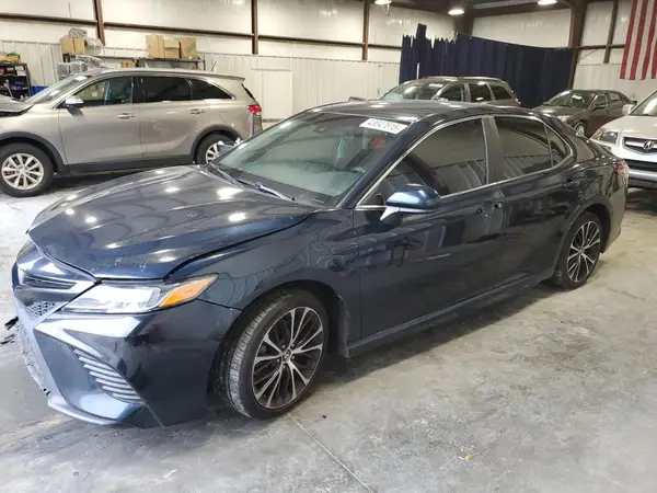 4T1B11HK5JU533405 2018 TOYOTA CAMRY - Image 1